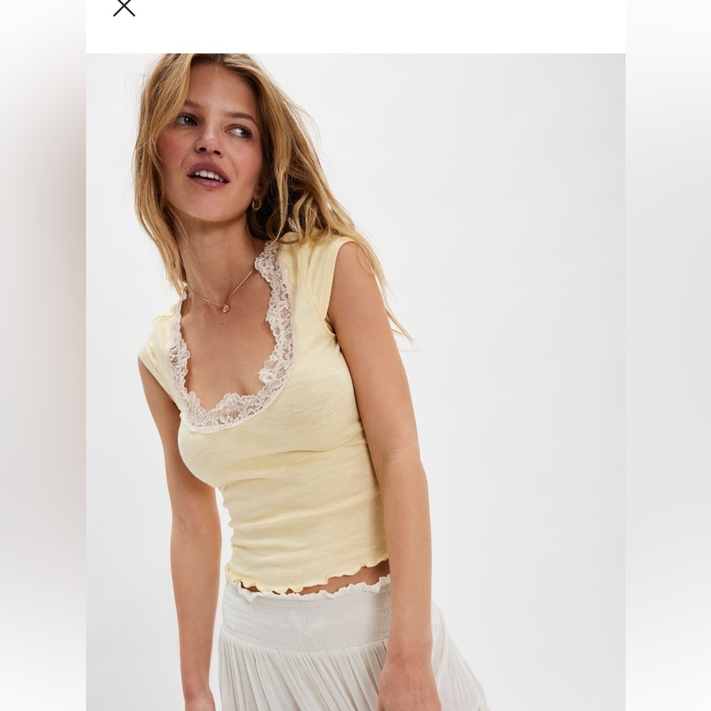 Free People Oh My Darling Tee Butter Yellow, Size M, EUC